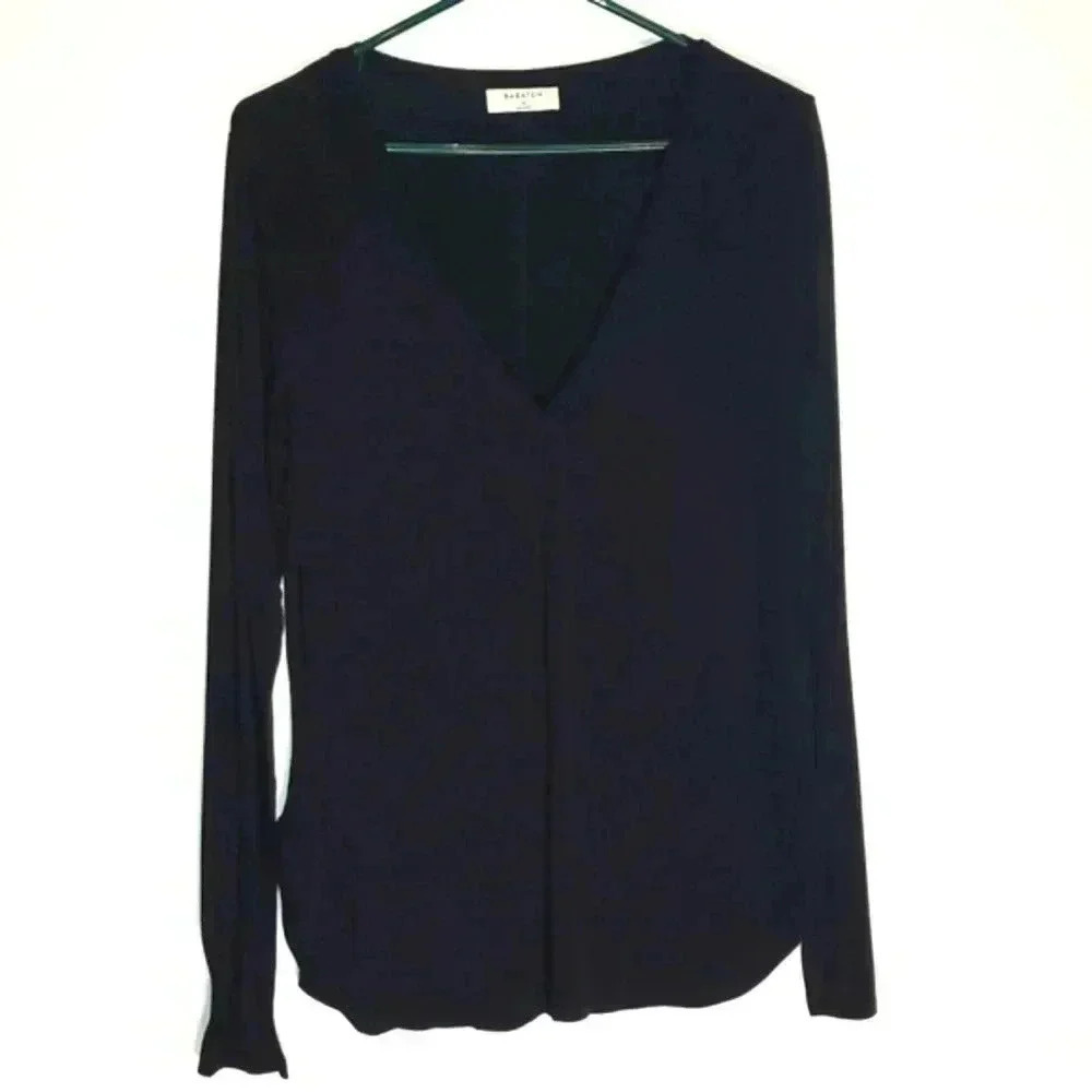 Babaton Aritzia Norris Black Long Sleeve Top V  neck sz M